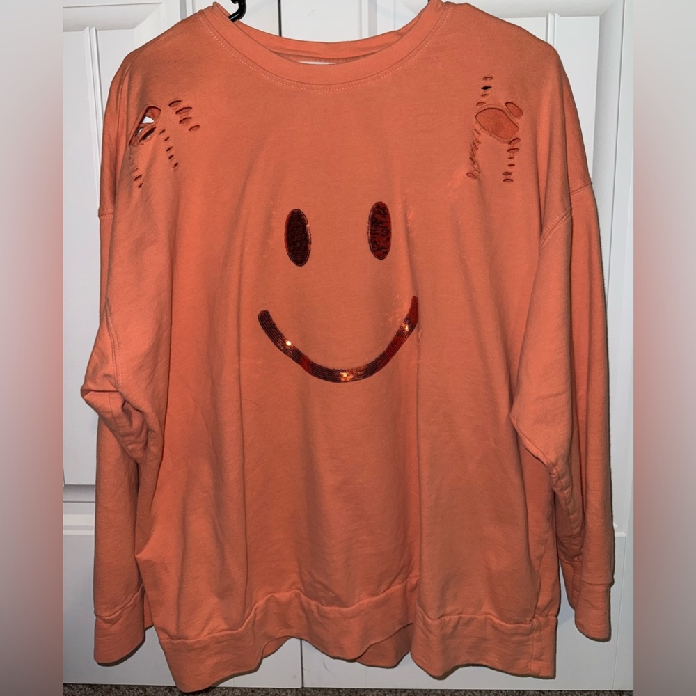 Fantastic Fawn Orange-Pink Sequin Smiley Face Ripped Crewneck Women’s Medium